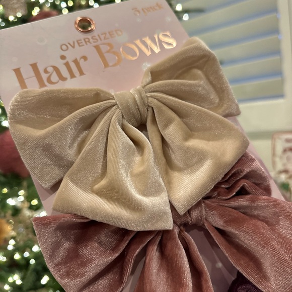 Oversized velour hair clip bow 3 pack pink mauve beige barrette - Picture 3 of 7